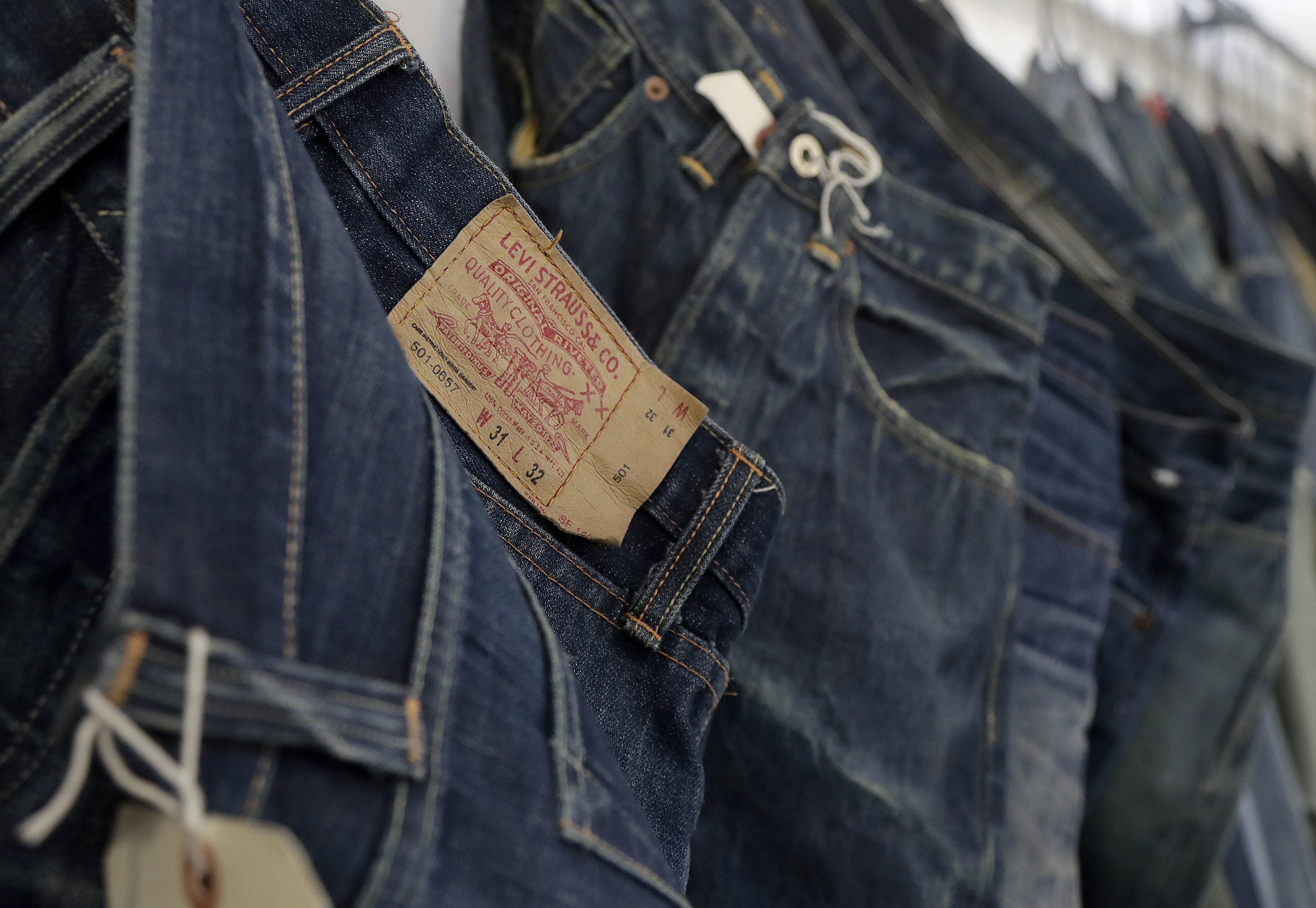 Levi Strauss files for IPO as jeans 